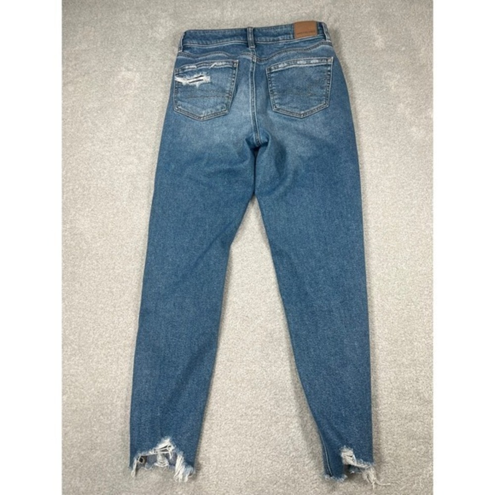 American Eagle Distressed Mom Jeans Womens 2 Blue Ripped High Rise Raw Hem - Picture 3 of 8